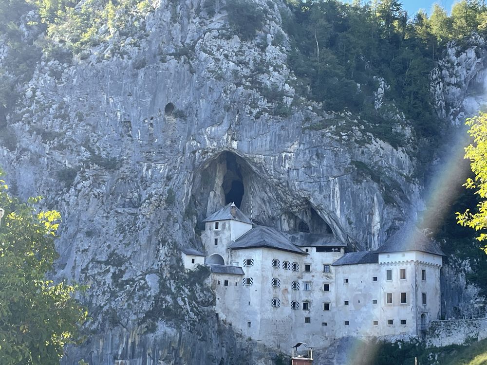 Castillo de Predjama